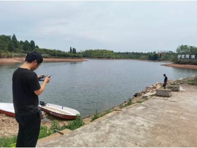 金海社區(qū)河道治理專項小組